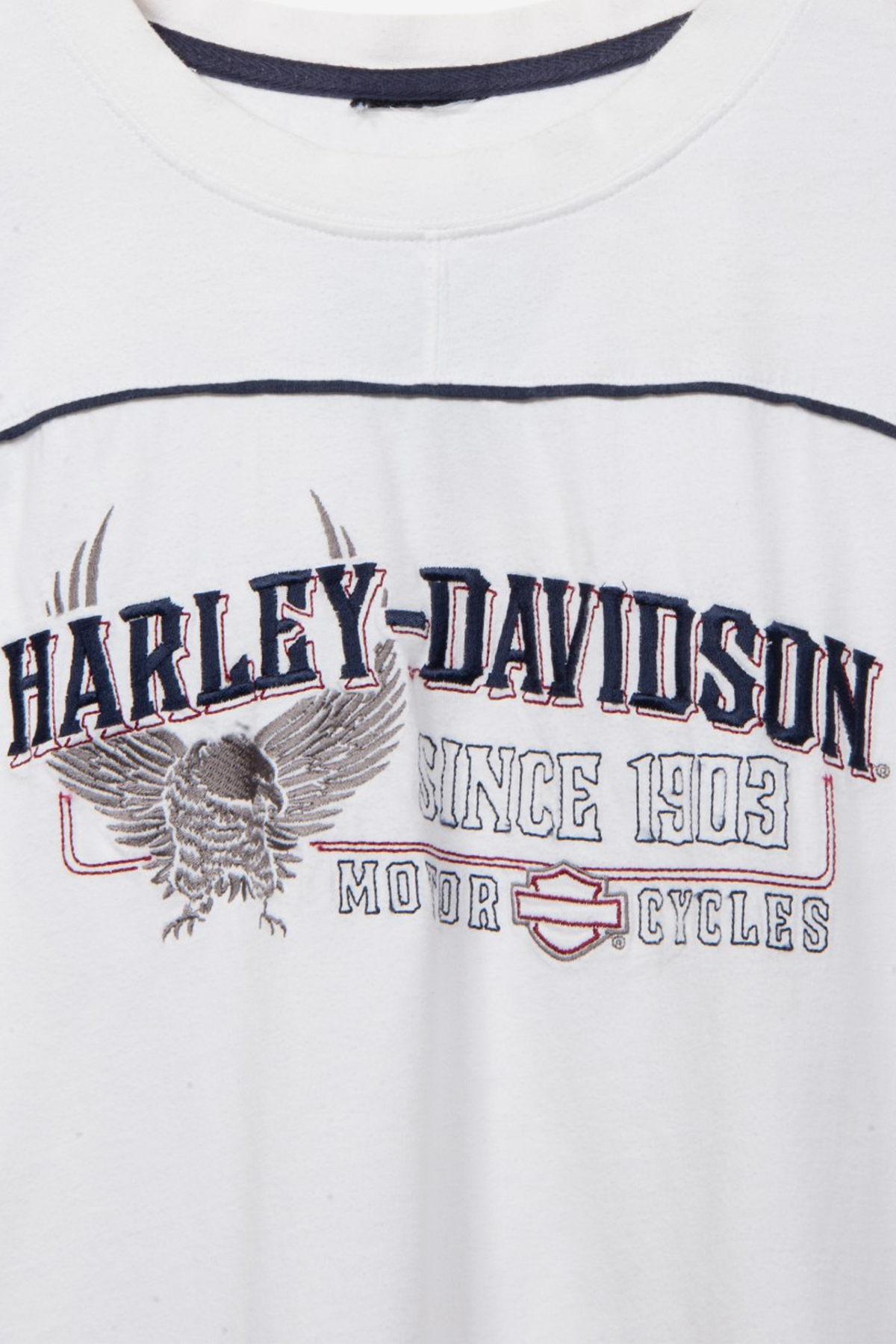 Harley Davidson y2k White Embroidered Eagle Tee